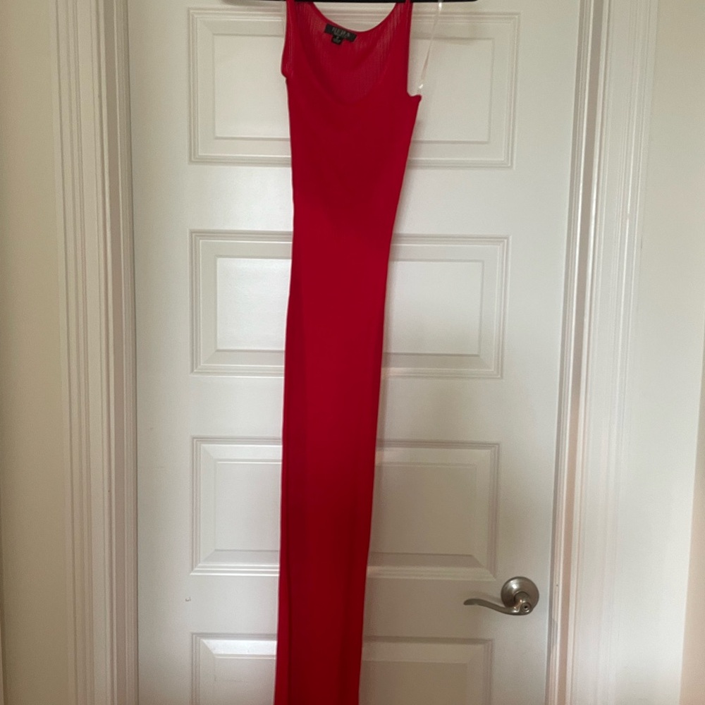 HERA Red Sleeveless Dress